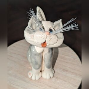 Pence Gray and White Kitty. 2007